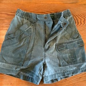 Royal Robbins women’s shorts. Size 10. Forest green.
